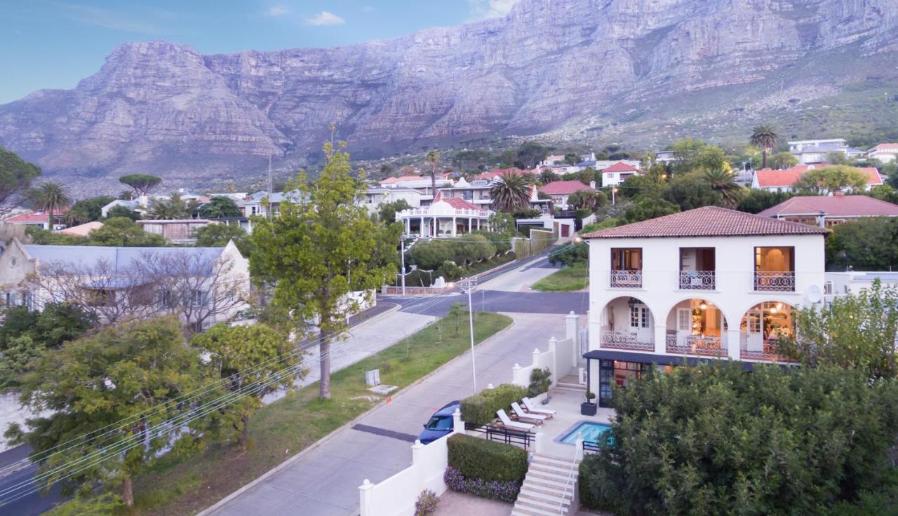 קייפטאון De Tafelberg Guesthouse מראה חיצוני תמונה
