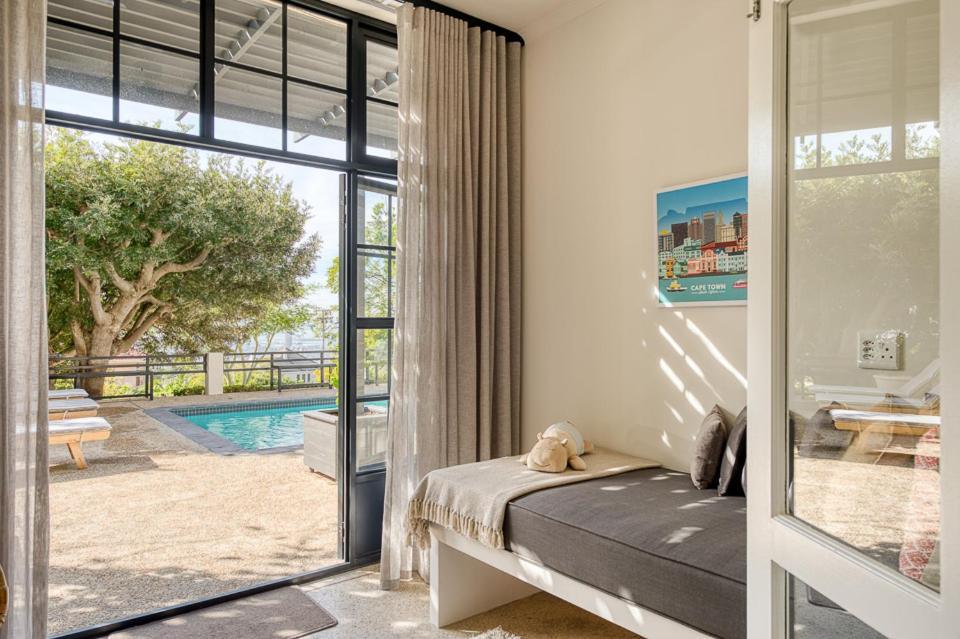 קייפטאון De Tafelberg Guesthouse מראה חיצוני תמונה