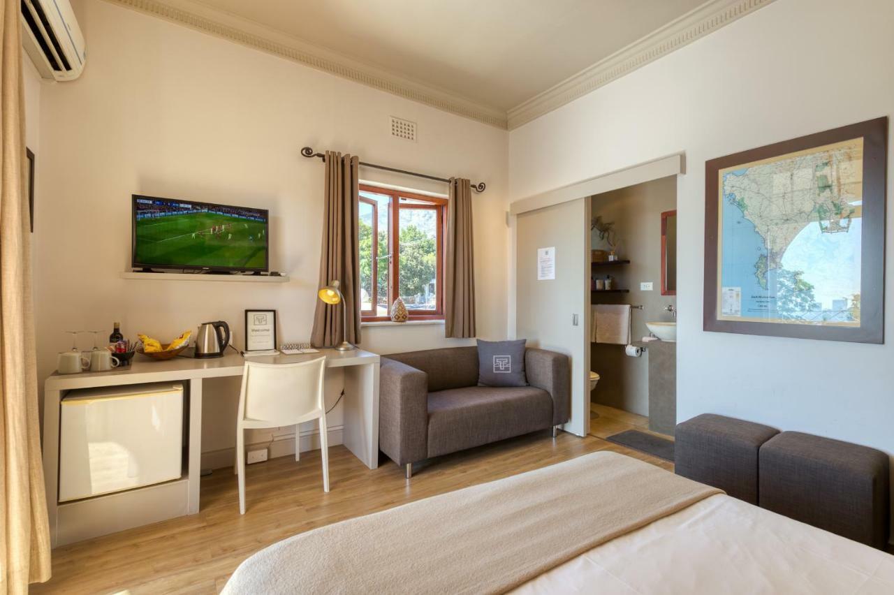קייפטאון De Tafelberg Guesthouse מראה חיצוני תמונה